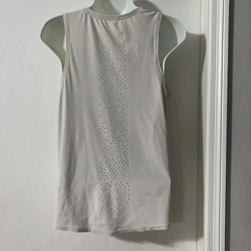 Lululemon shirt